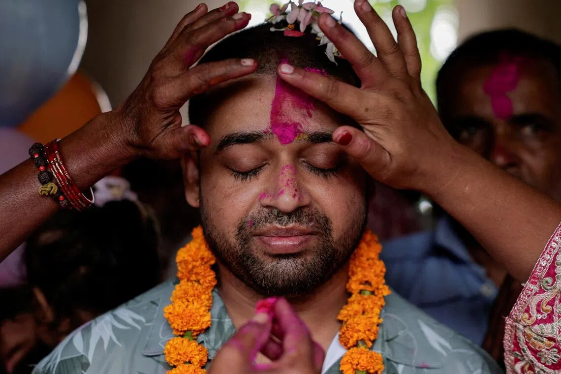 Tunnel collapse survivor returns home to Nepal village