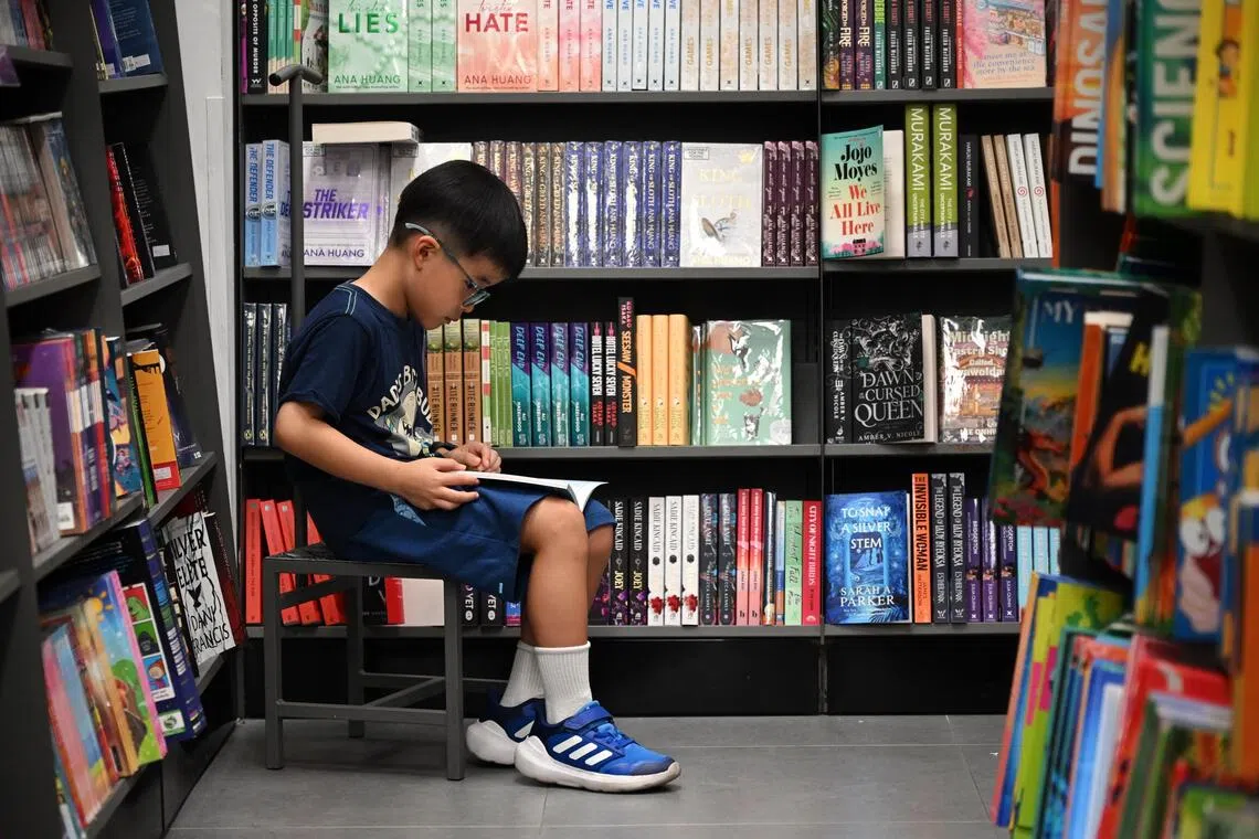 New Singapore reading initiative launches to promote daily 15-minute habit
