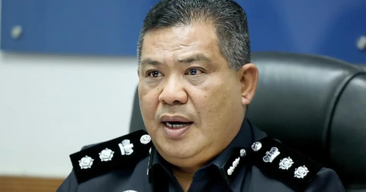 Boy's foot struck by tow vehicle at Merdeka Day parade in Terengganu