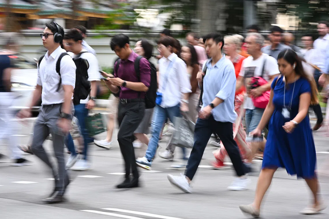 Singapore's population grows to 6.21 million, buoyed by foreign workers