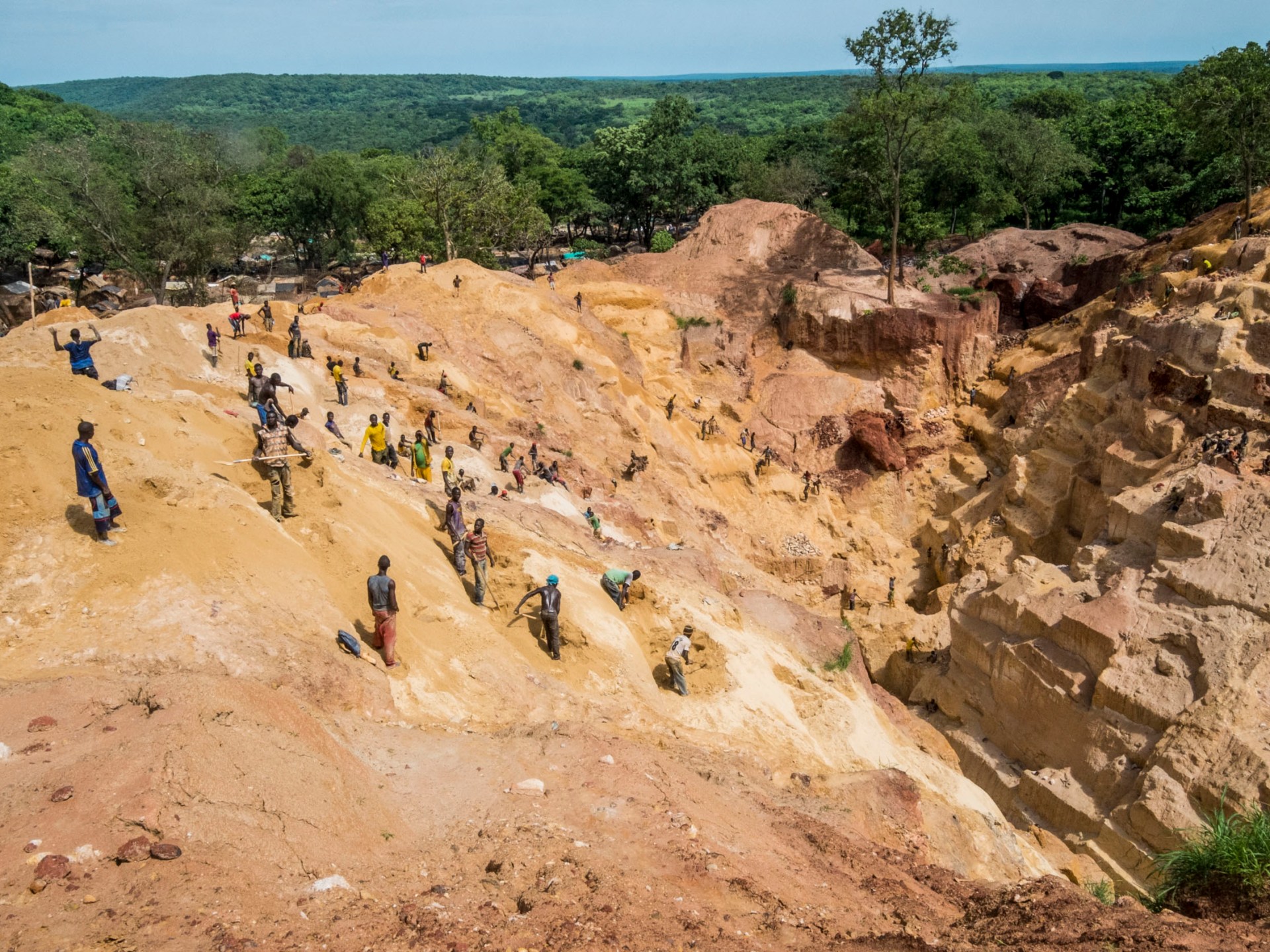 Dozens dead in gold mine collapse in Central African Republic