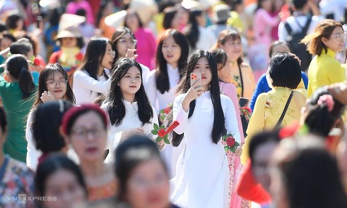 Bộ Nội vụ đề xuất điều chỉnh ngày làm việc để tạo kỳ nghỉ 4 ngày dịp Ngày Văn hóa Việt Nam