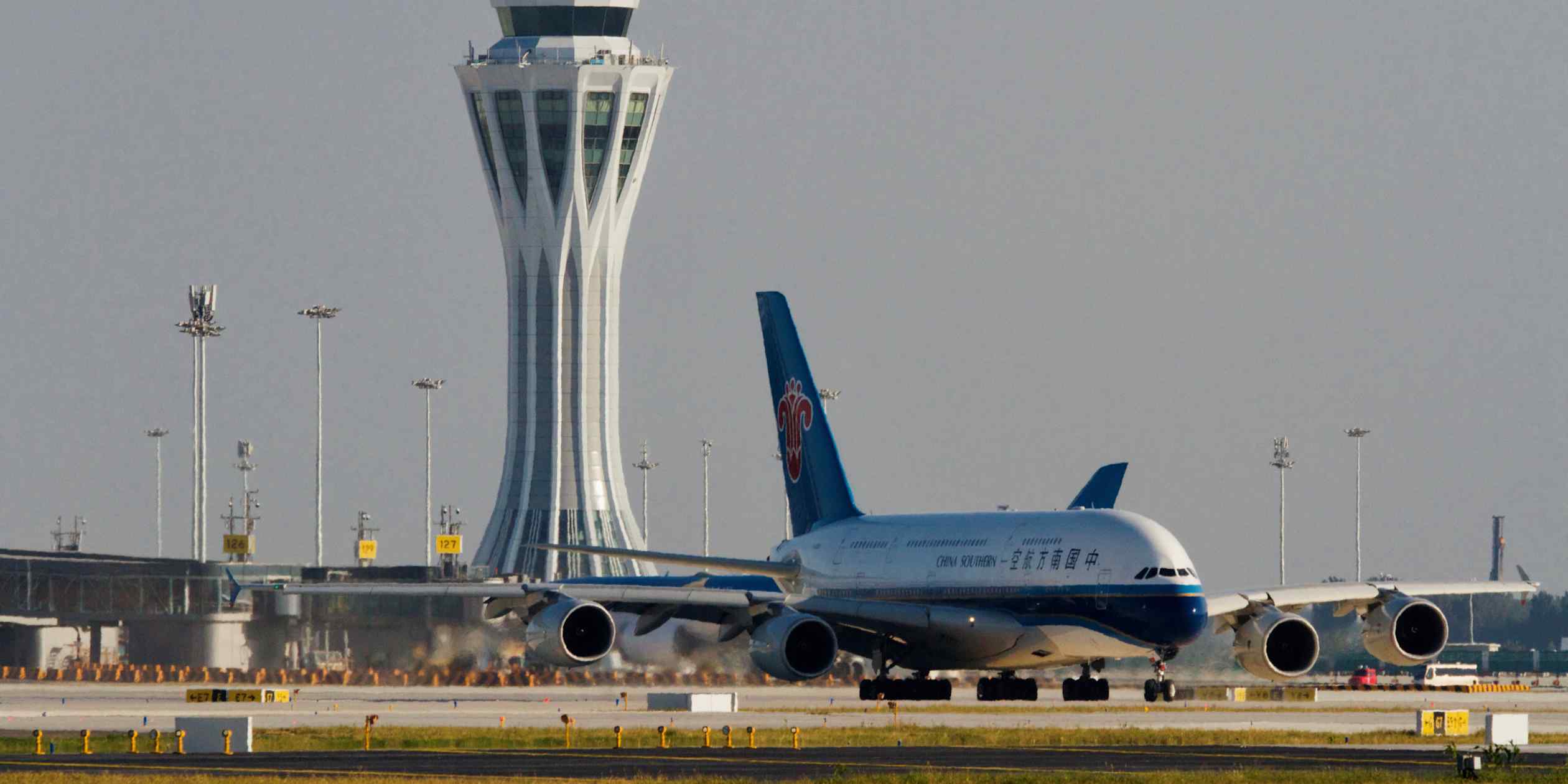 Fuel costs push Chinese carriers to record losses in Asia