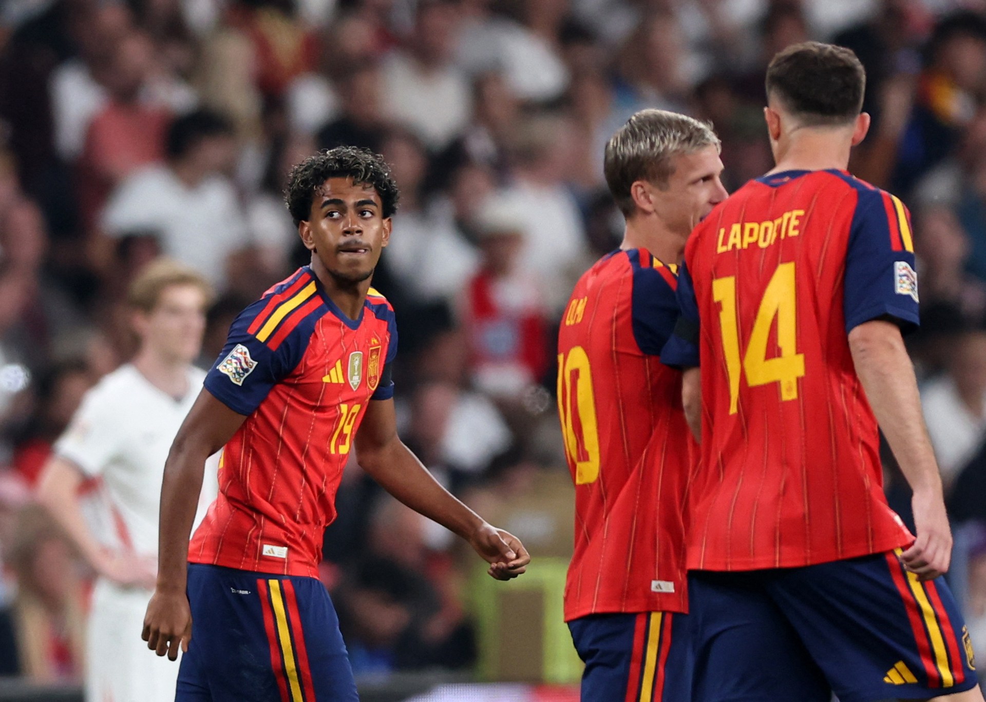 Spain stages dramatic comeback to edge England 3-2 in Nations League