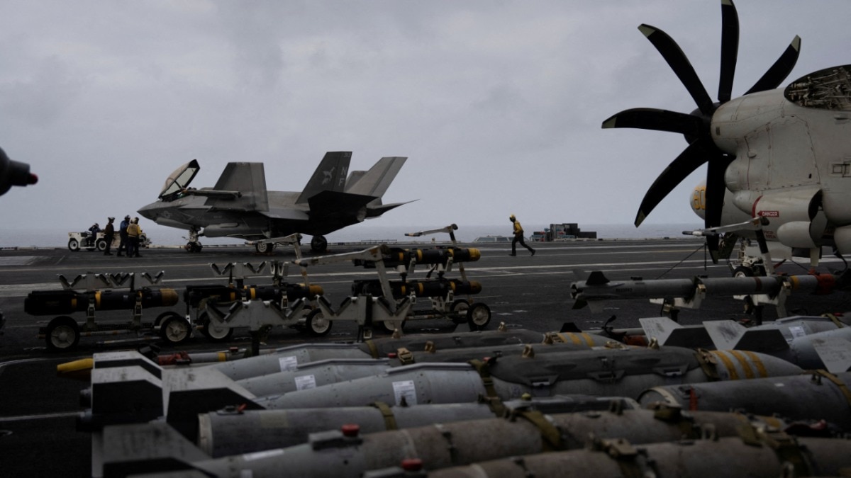 US bolsters Middle East military presence amid Iran tensions