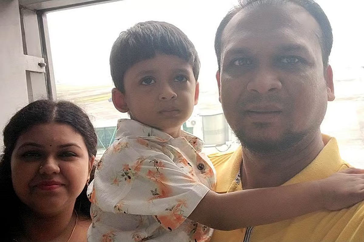 কুষ্টিয়ার সাংবাদিক কলকাতার হোটেল অগ্নিকাণ্ডে স্ত্রী, সন্তান ও শ্বশুরসহ প্রাণ হারান