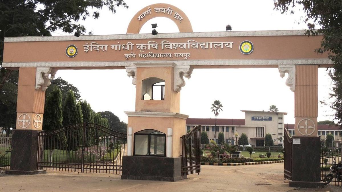 छत्तीसगढ़ विश्वविद्यालय ने परीक्षा रद्द की, प्रश्न पत्र लीक होने के आरोप