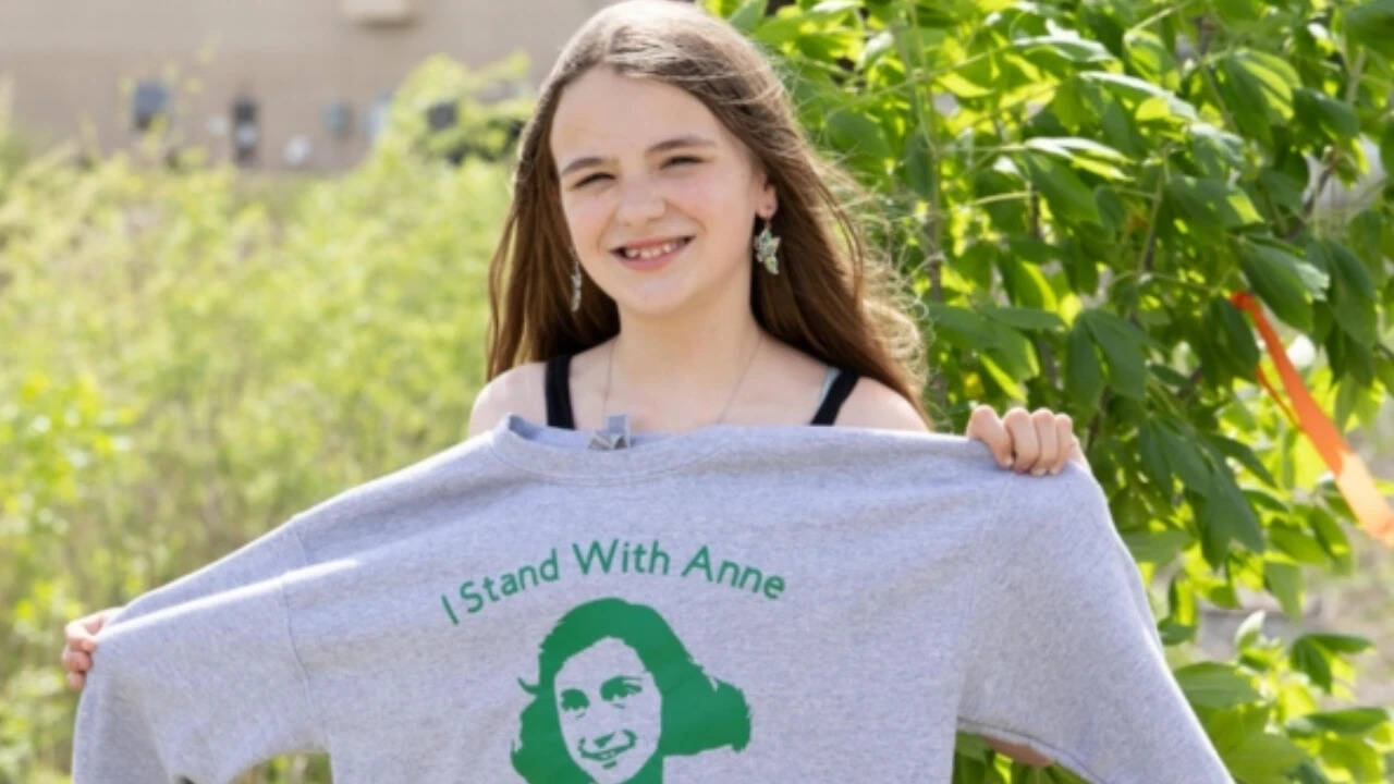 US Teen Wins Major Prize for Global Anti-Hate Campaign