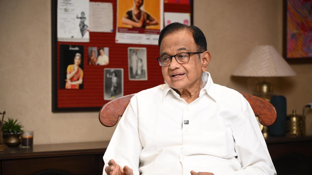INDIA'S THIRD FORCE UNLIKELY TO EMERGE NATIONALLY: CHIDAMBARAM