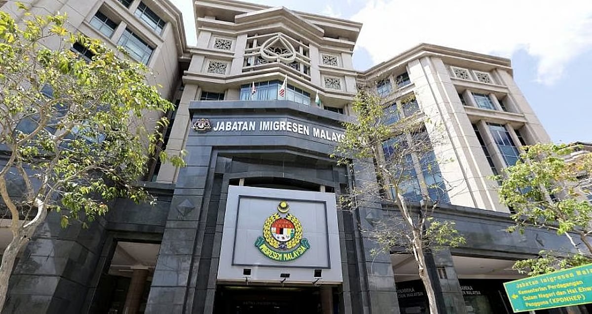 Malaysia arrests 11 Bangladeshis in foreign worker quota fraud scheme