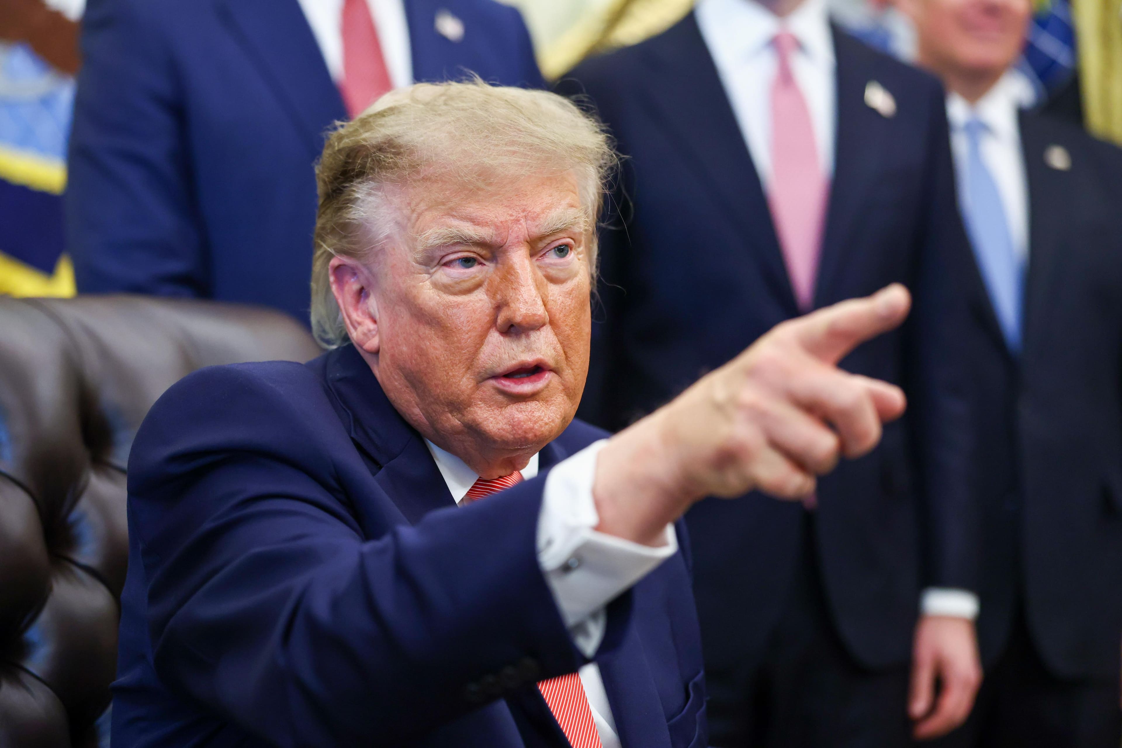 Democrats challenge Trump administration's voter roll purge efforts
