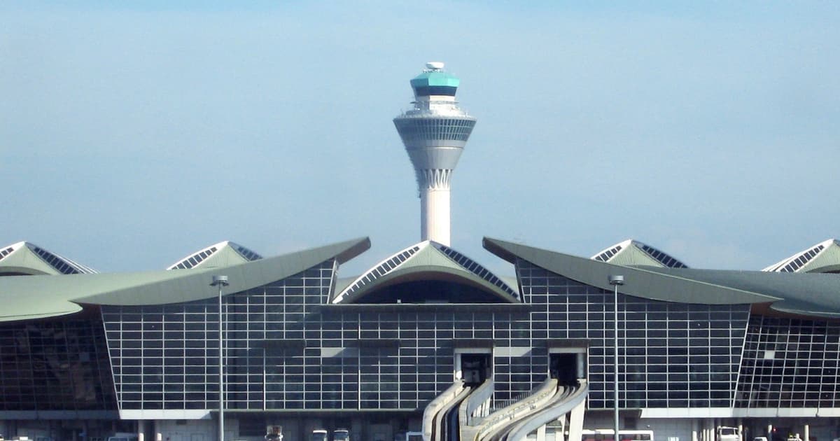 Dua Penerbangan ke Jakarta Dialihkan ke KLIA Akibat Letusan Anak Krakatau