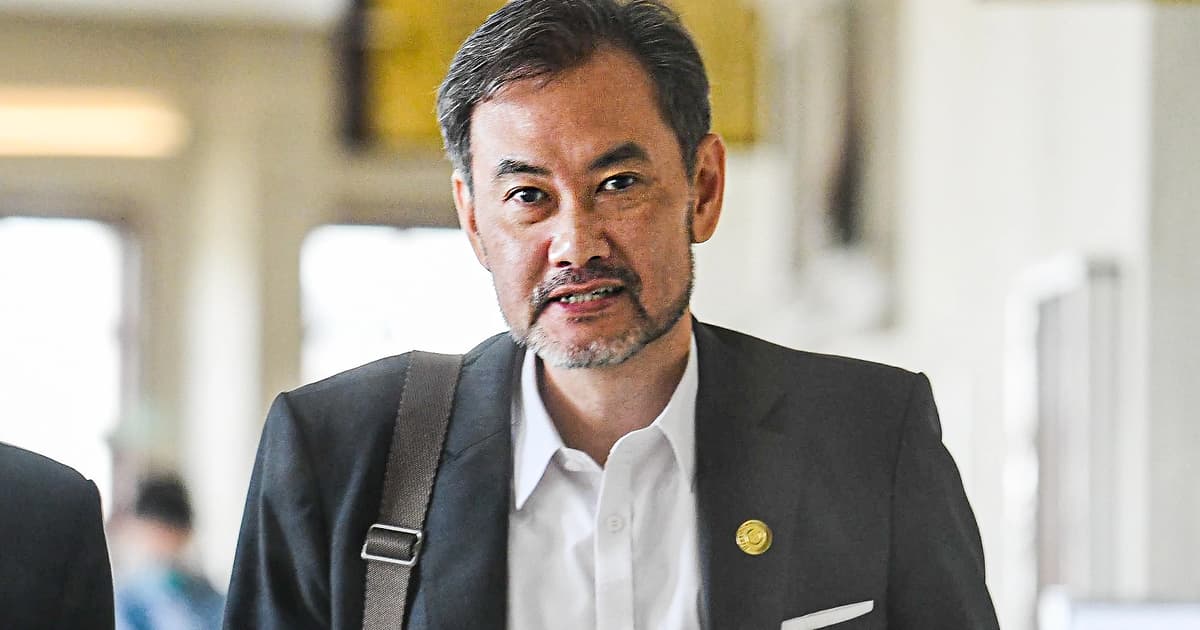 Bekas Ketua Eksekutif 1MDB Tidak Tahu Mengapa Dakwaan Berubah