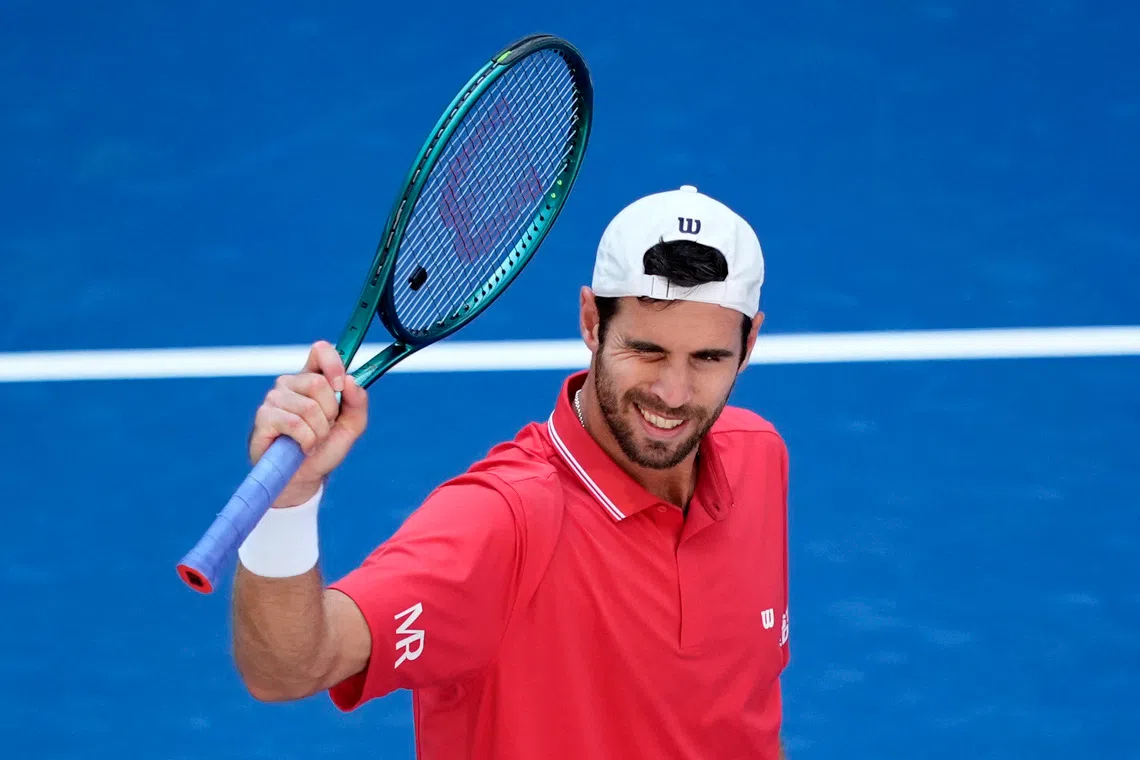 Khachanov stuns Auger-Aliassime to advance at US Open