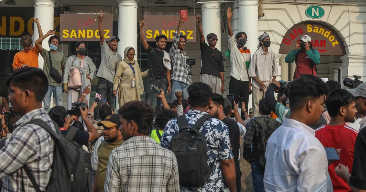 Ribuan pengunjuk rasa di Delhi tuntut pengunduran diri ketua pilihan raya