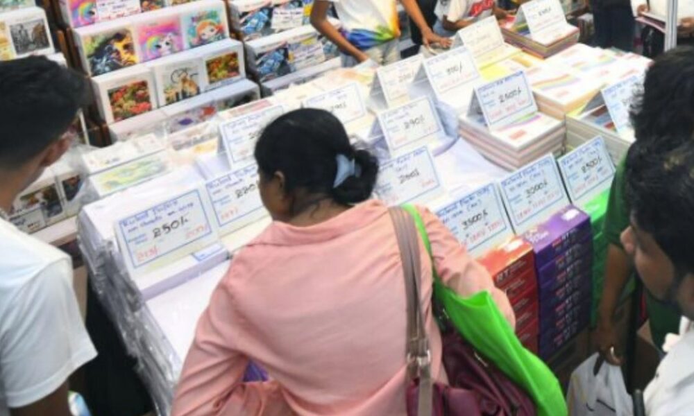 CEA urges book fair visitors to ditch plastic for reusable bags