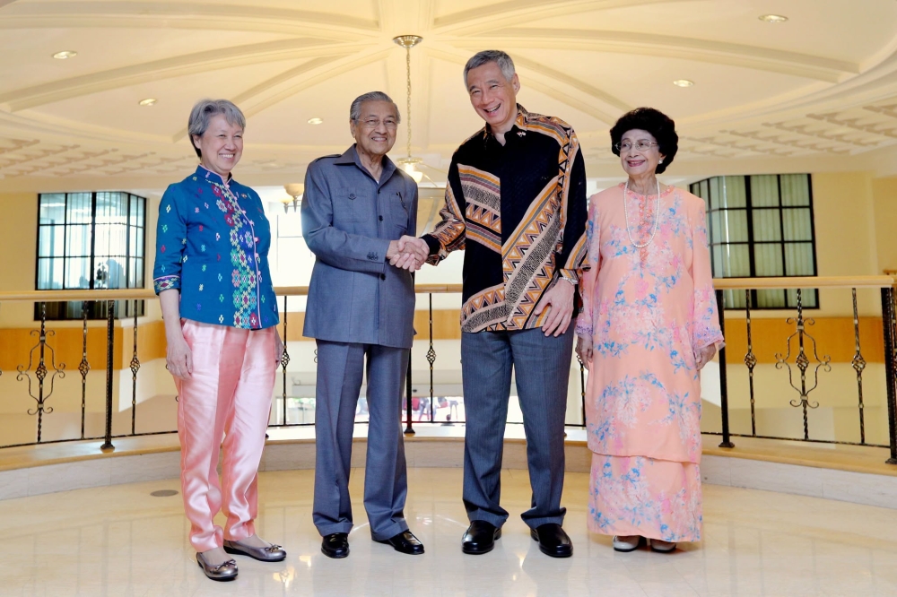Lee Hsien Loong pays tribute to late Tun Dr Siti Hasmah's warmth and vitality
