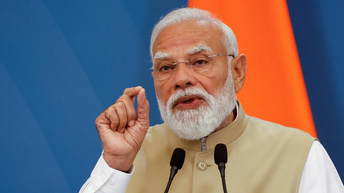 FIR filed against students for allegedly desecrating PM Modi's photograph in Kerala