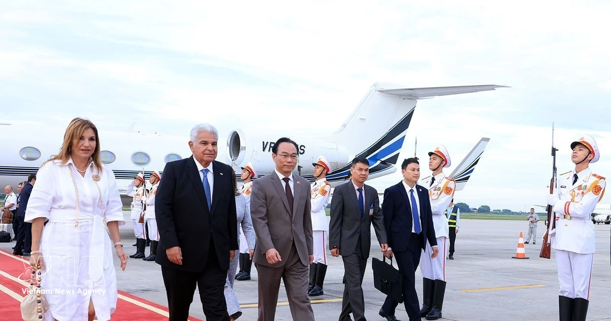 Panama's president begins state visit to Vietnam, signaling deeper ties