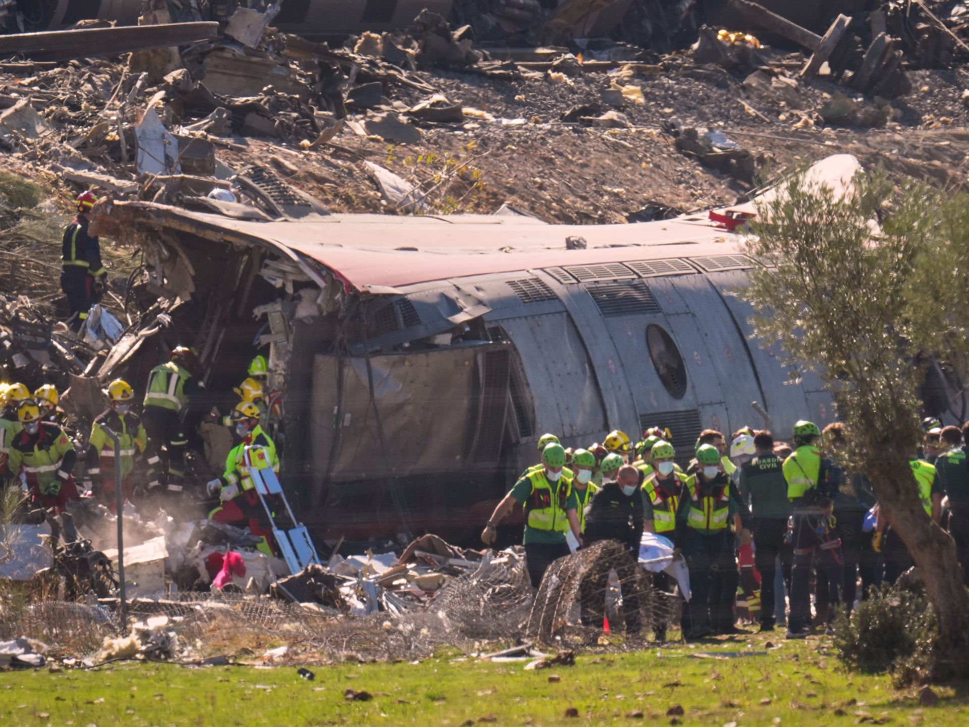 Spanish Football Postpones Copa del Rey Matches After Train Disaster