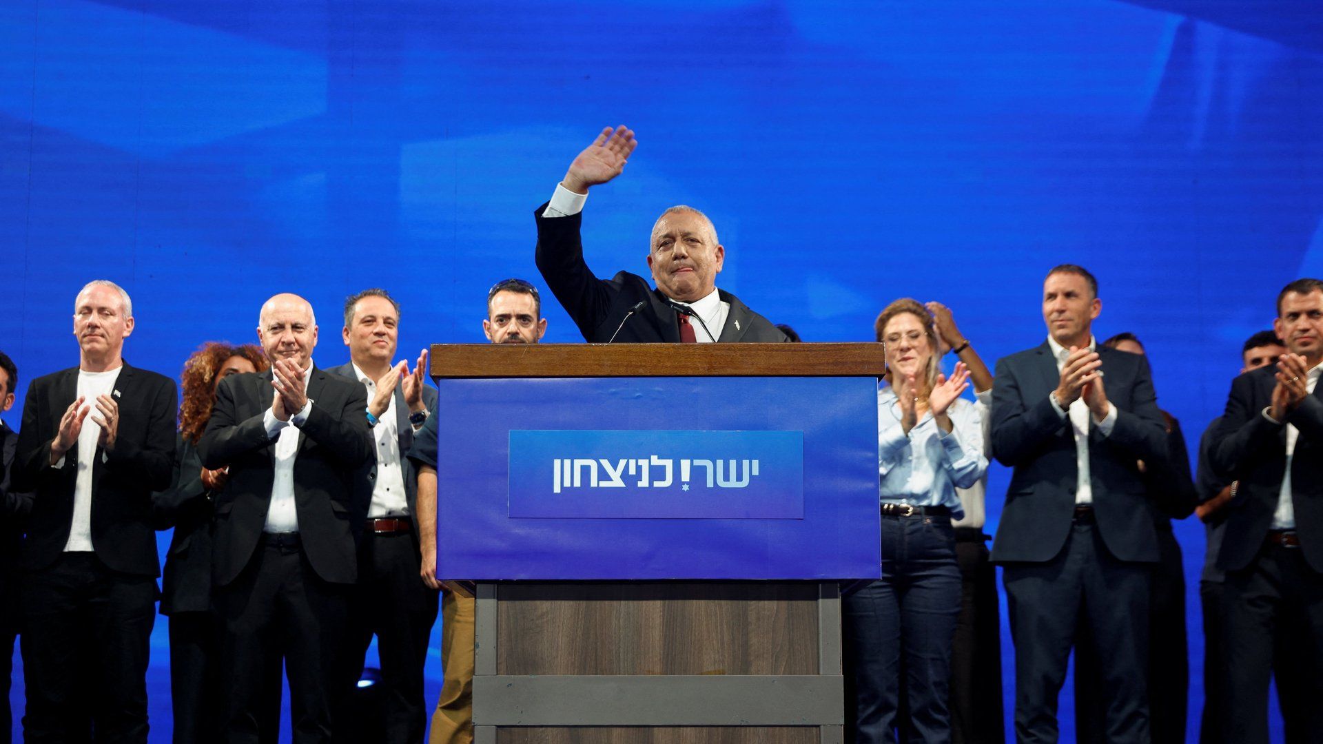 Israeli opposition leader cites voter mandate for political change