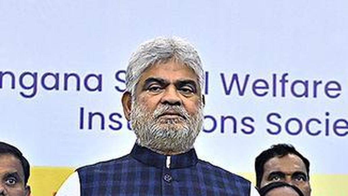 Political leaders rally behind Telangana Assembly Speaker amid row