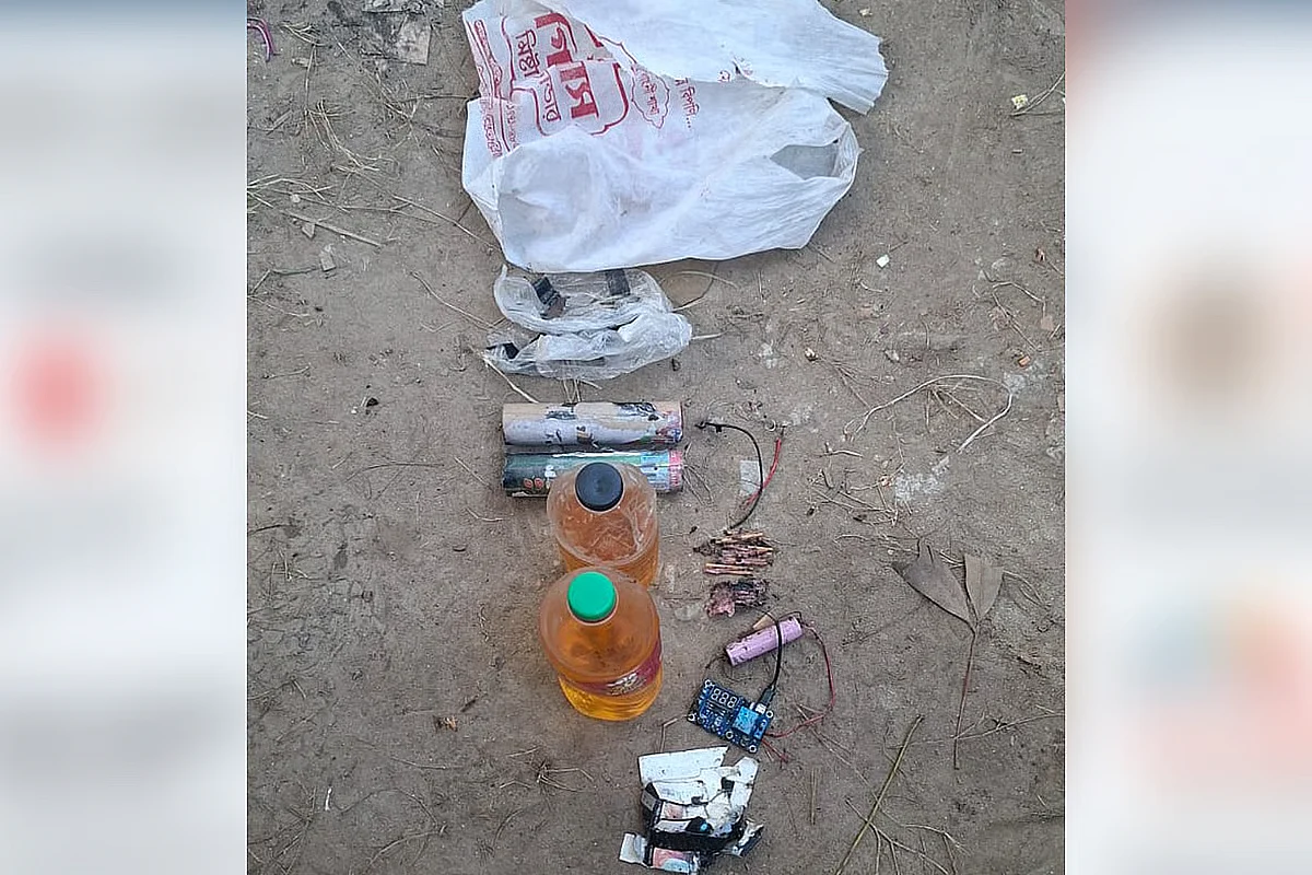 Explosive device found at Lalon Shah shrine in Kushtia