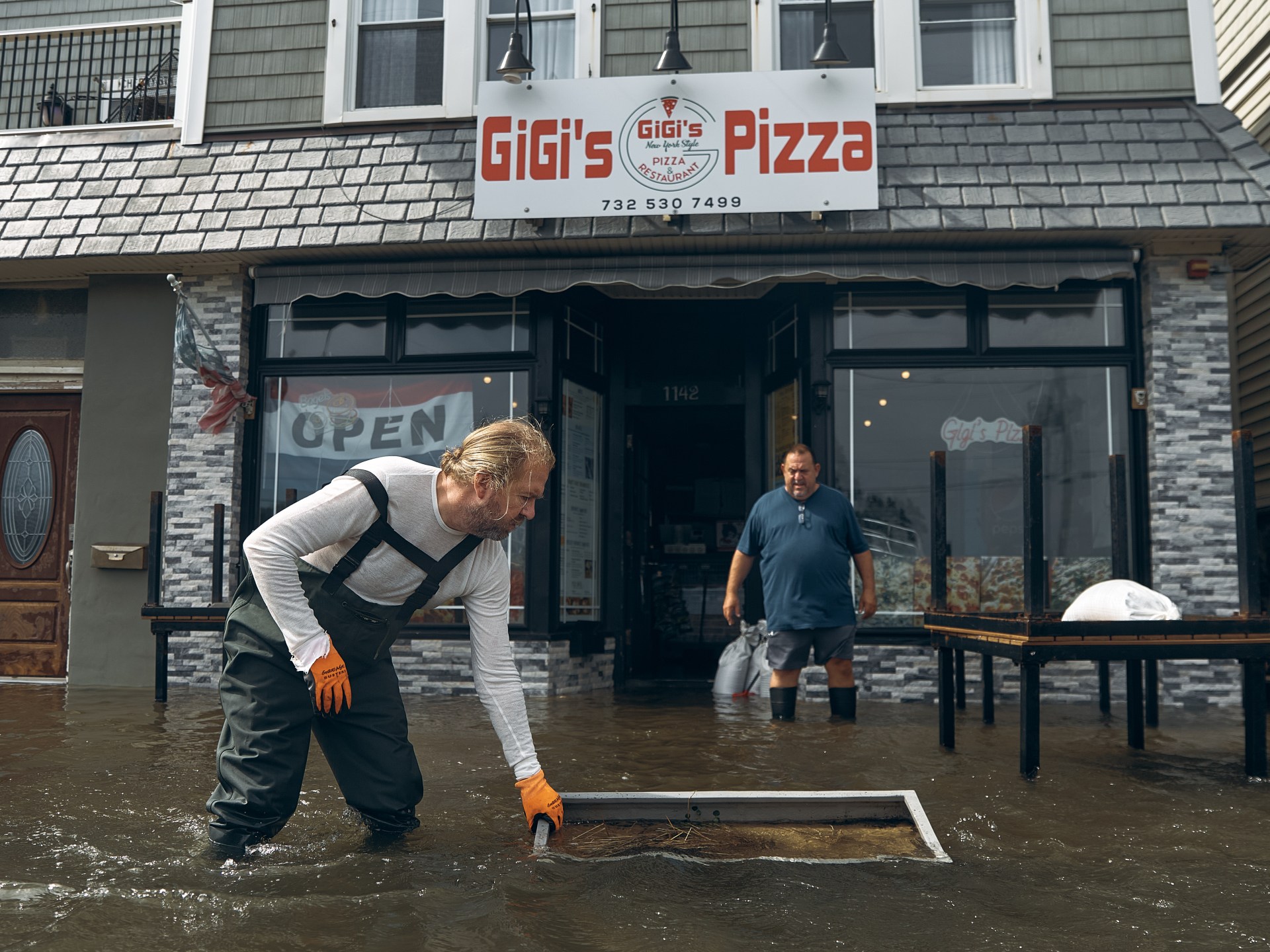 Nor'easter batters US Northeast with flooding, widespread power cuts