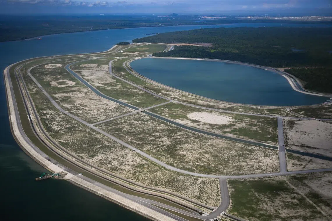 Singapore explores energy cluster on Pulau Tekong with LNG terminal