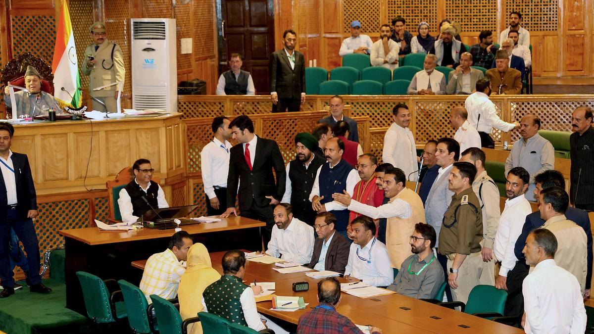 Abdullah's statehood push reignites autonomy debate in Kashmir