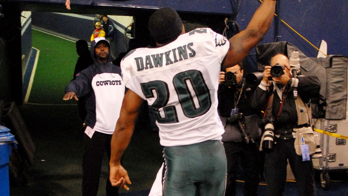 NFL urges US authorities to withdraw video featuring Hall of Famer Dawkins