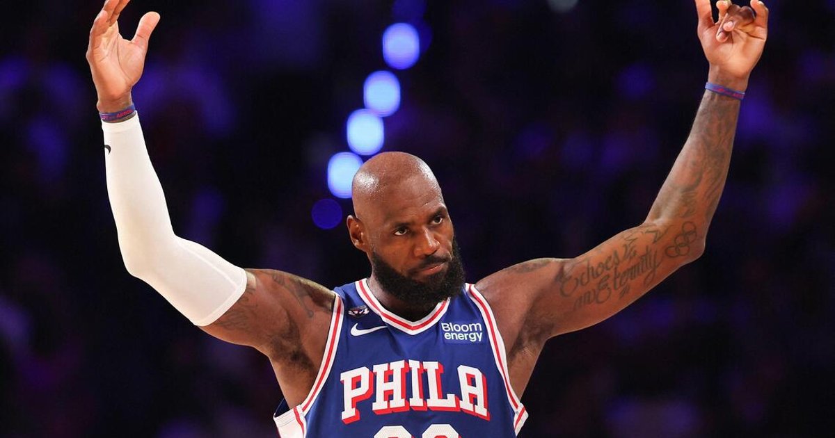 Sixers stage historic comeback to stun Cavaliers in LeBron debut