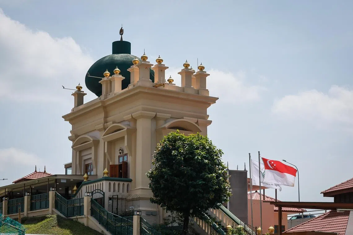 Singapore mosques trim Friday sermon lengths amid heat and haze
