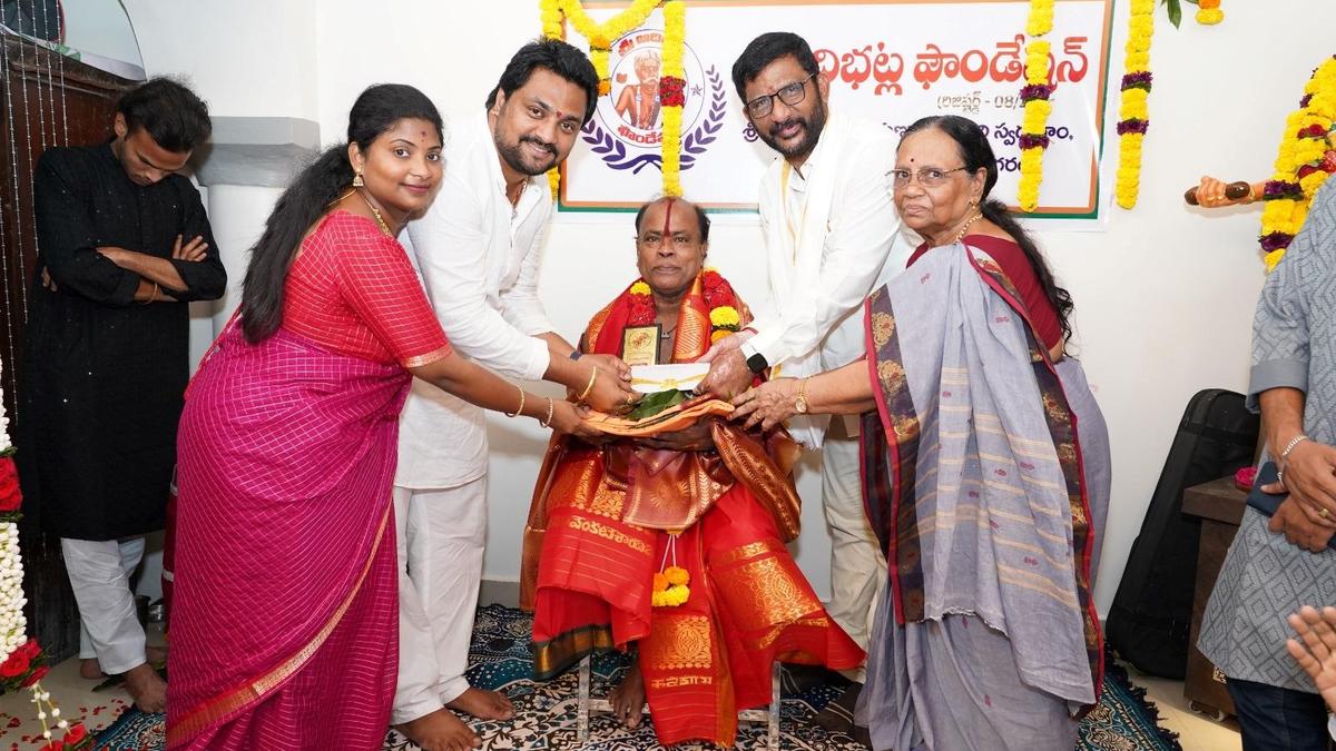 Harikatha performers appeal for government backing to sustain classical art form