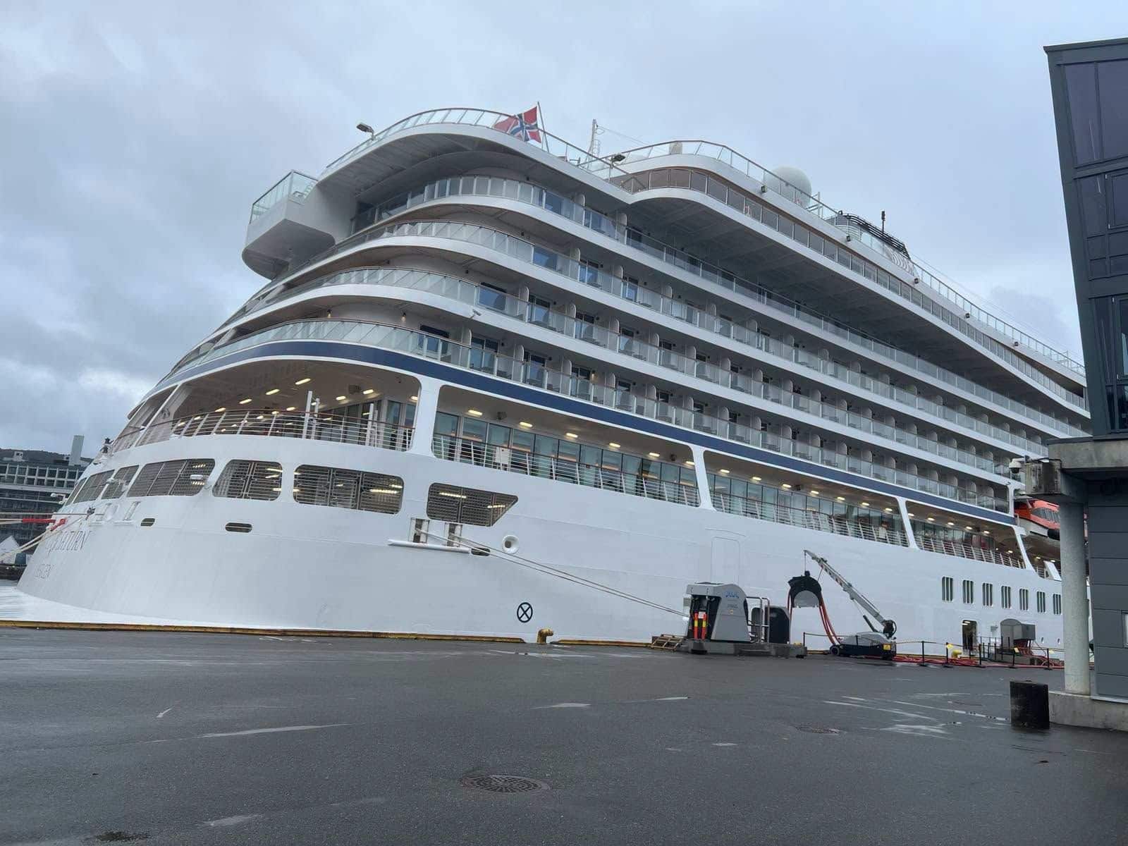Philippines to pilot electric, hybrid ferries to cut emissions