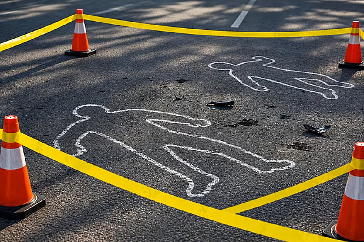 Two killed after speeding truck strikes pedestrians in Shyamoli