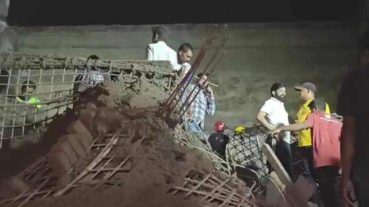 Delhi building collapses in Harsh Vihar; rescue operation underway