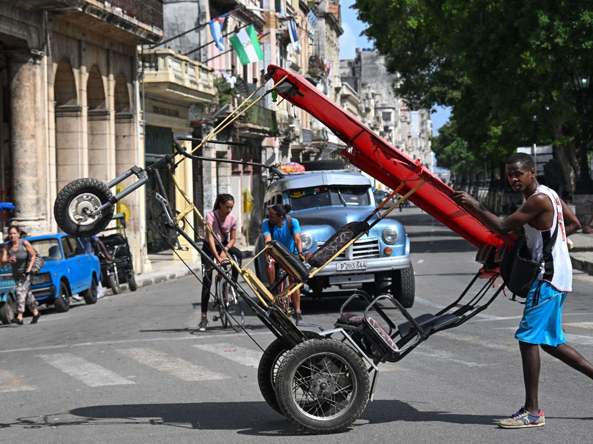Cuba rejects US talks amid record embargo losses, blackouts
