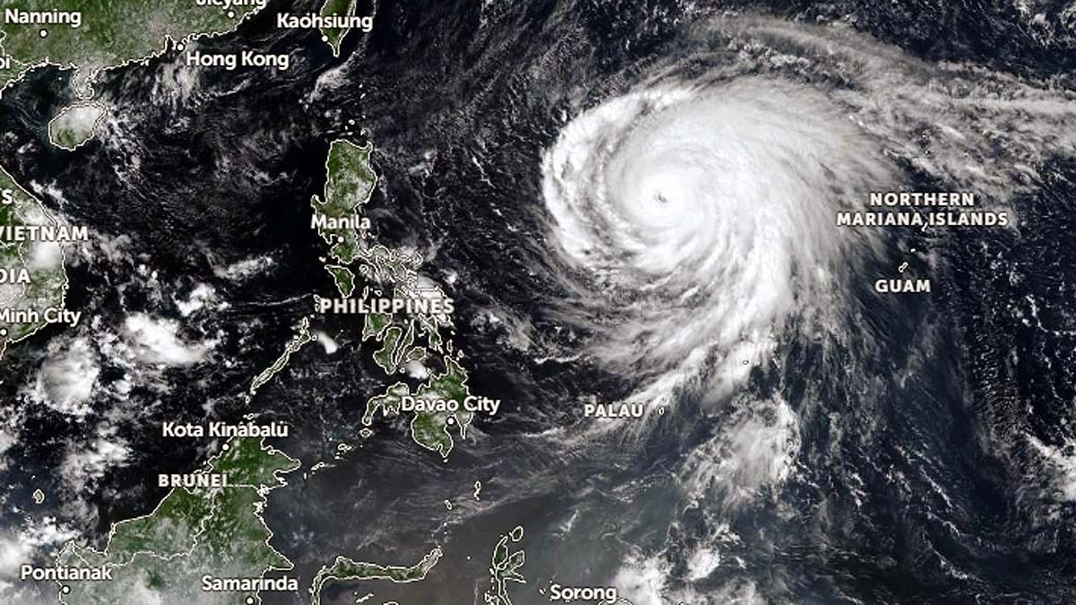 Super Typhoon Chopi intensifies to Category 5, bearing down on Philippines