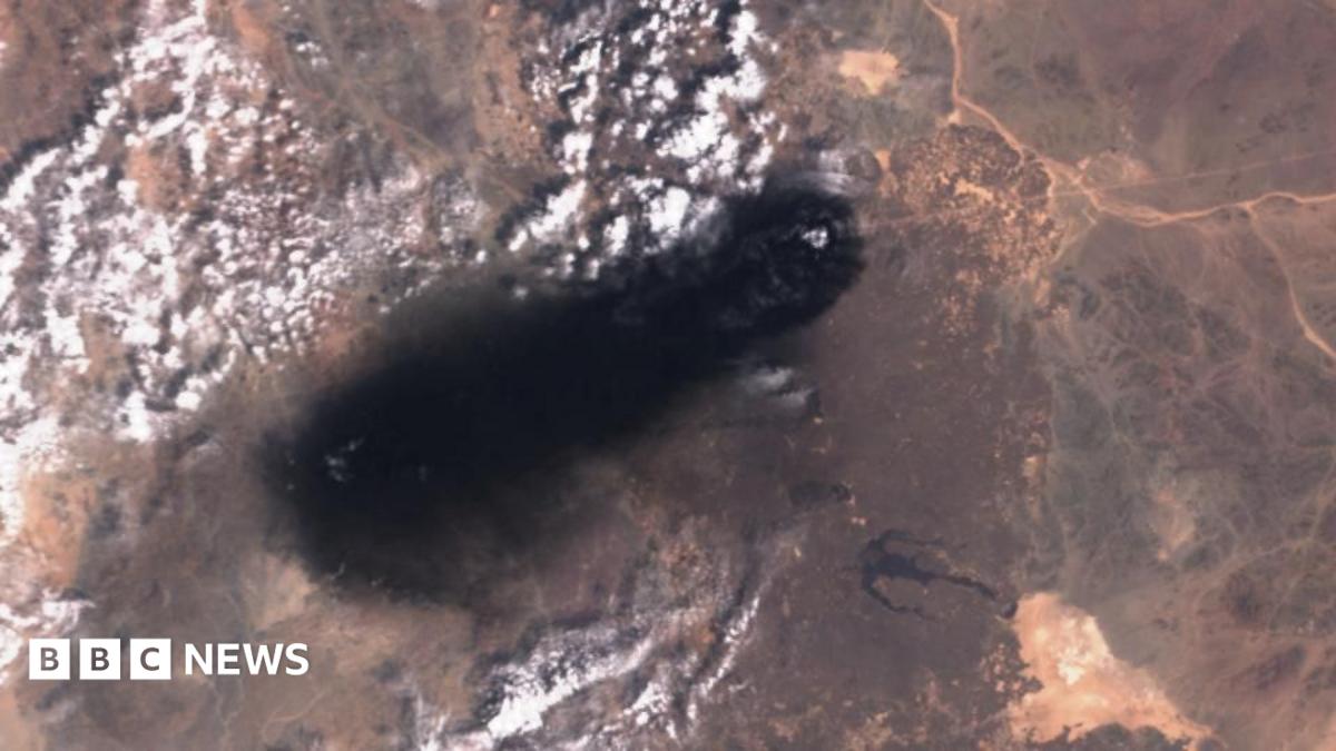 Saudi Arabia closes major oil pipeline following Iraq-based drone strike