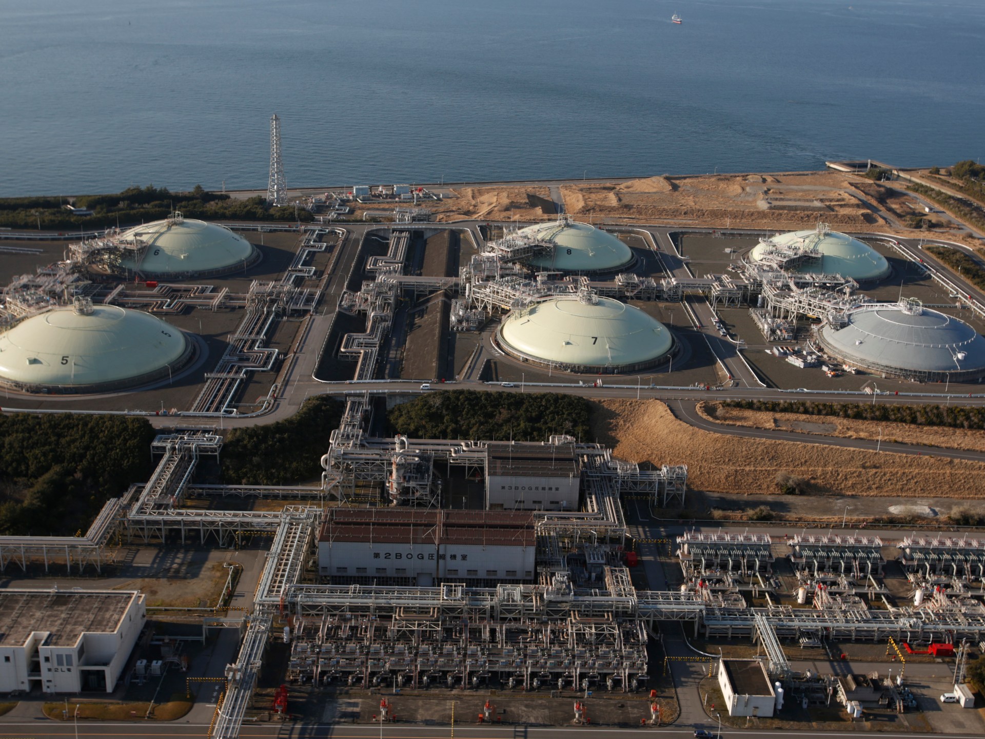 Asian nations boost energy storage amid Middle East supply concerns