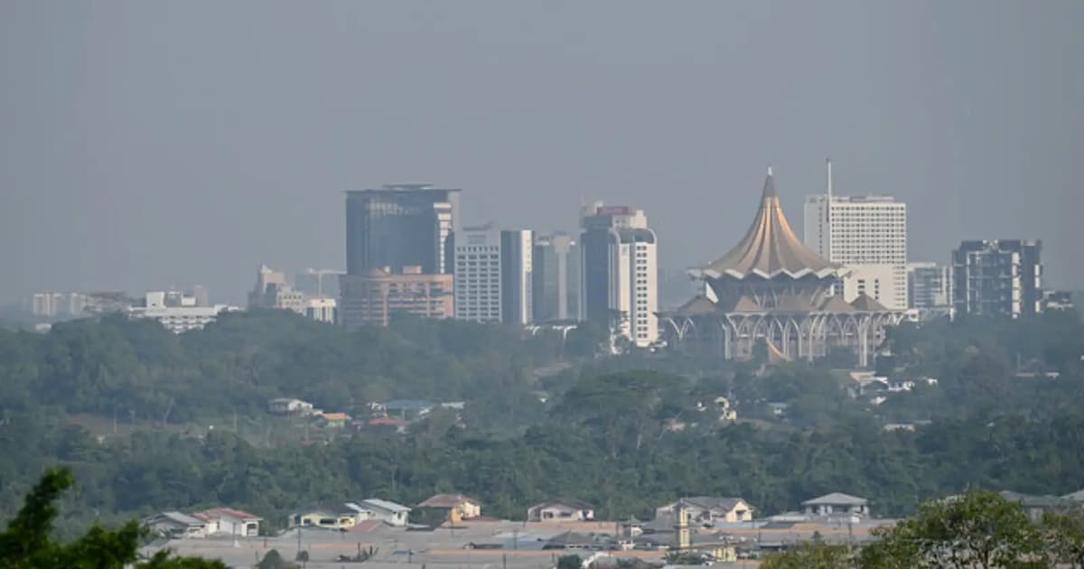 Six Sarawak areas hit hazardous air quality levels