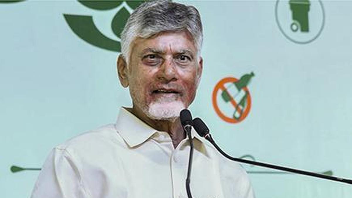 डिजिटल भुगतान के दशक पूरे होने पर नायडु ने यूपीआई की तारीफ की