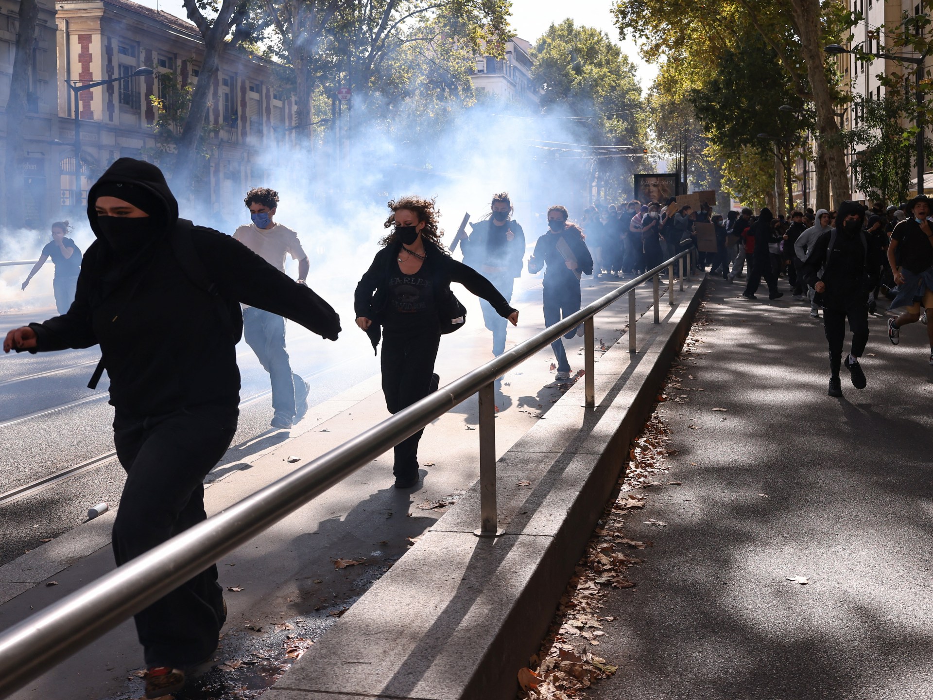 France to close up to 500 schools amid student unrest and safety fears