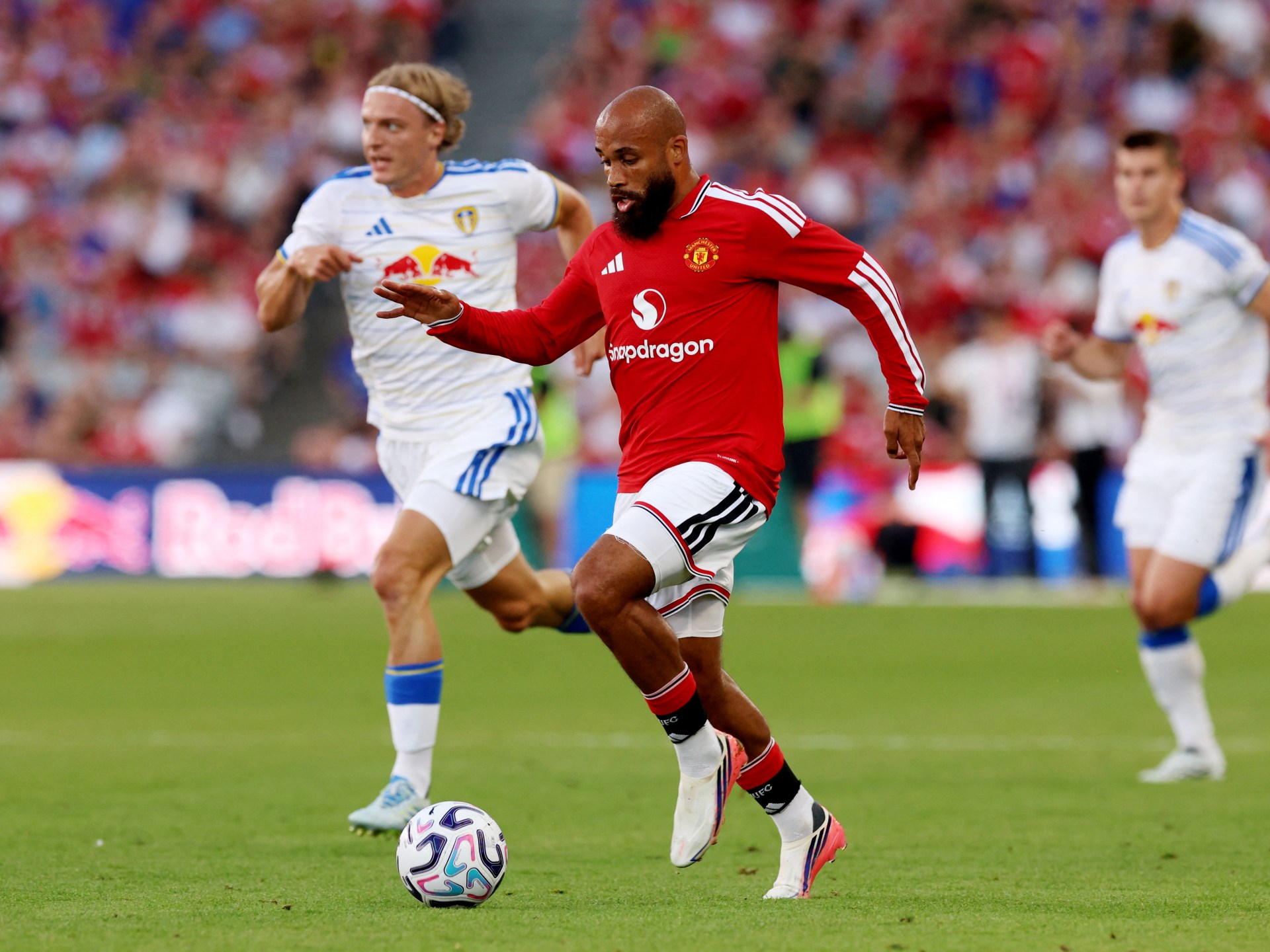 Manchester United face resurgent Leeds amid defensive concerns