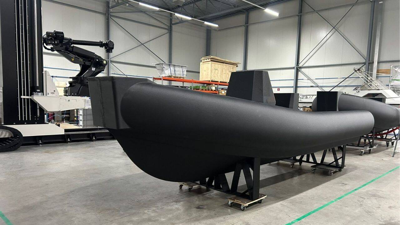 Hawaii firm develops volcanic rock boats for military applications