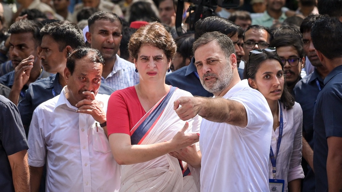 Gandhi disputes police over protest site, flag removal during demonstration