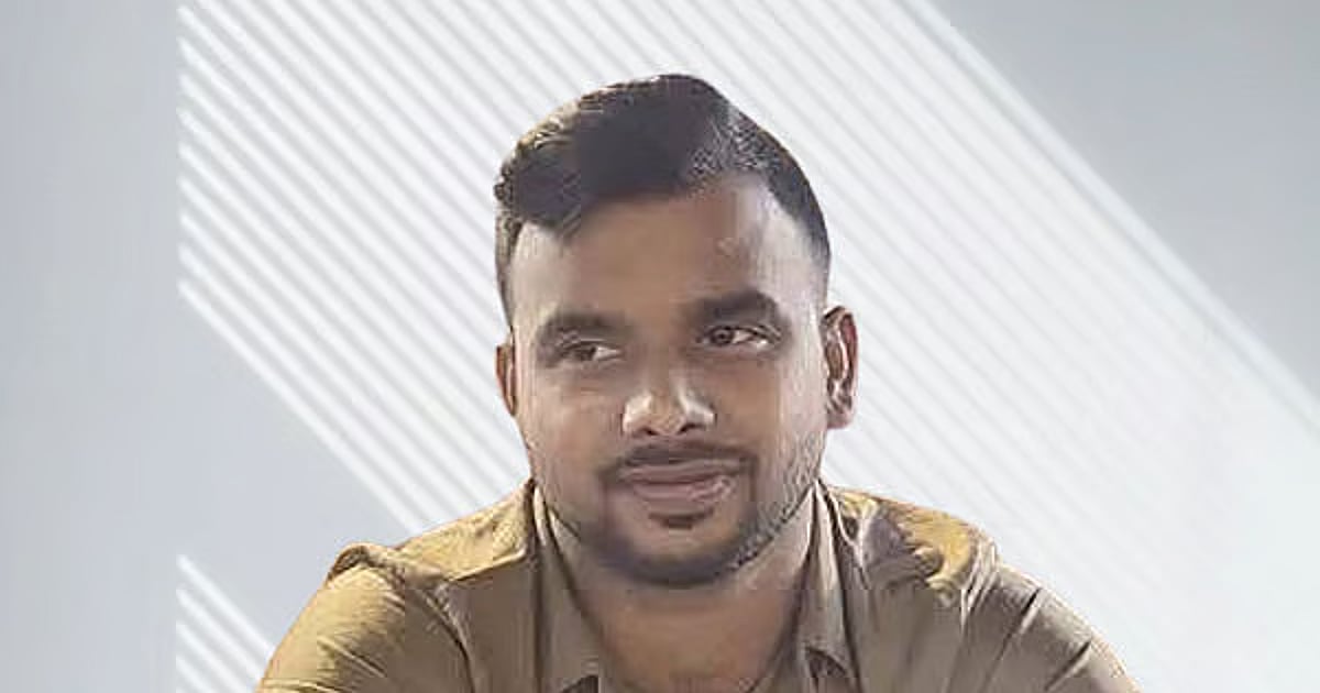 রাইহান সোশ্যাল মিডিয়ায় রহস্যময় হুমকি দিয়েছেন বলে জানা গেছে