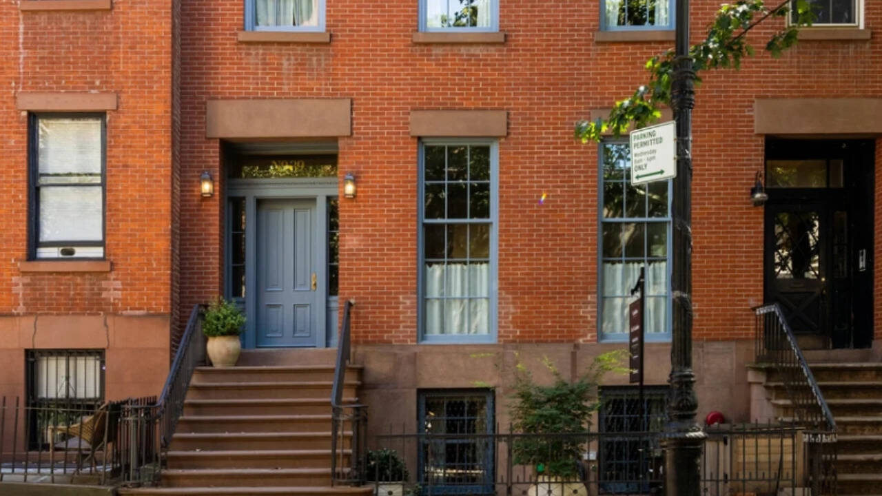 Brooklyn Historic Townhouse Price Nearly Triples After Comprehensive Restoration