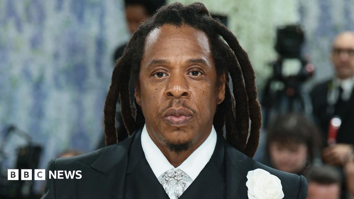 Woman withdraws rape allegation against Jay-Z, claims never met him